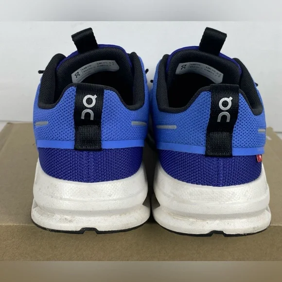 On Runninh Cloud Sky sneakers are lightweight, blue agile running shoes size Y6 - Picture 6 of 11